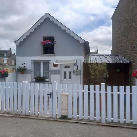 Gite The Georgette House Villa Pontorson Exterior photo